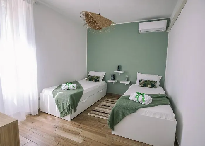 Ad Un Passo Dal Molo Апартаменты *